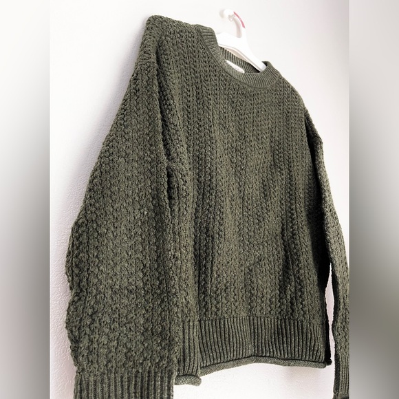 Universal Thread Pullover Sweater - Picture 3 of 6